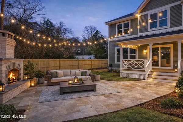 $565,000 | 404 South Bodenheimer Street, Burgaw, NC 28425