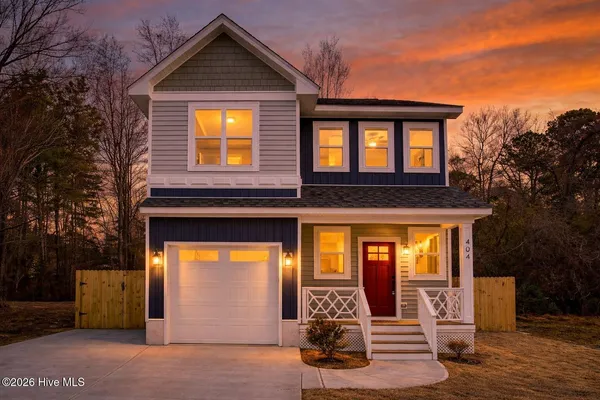 $565,000 | 404 South Bodenheimer Street, Burgaw, NC 28425