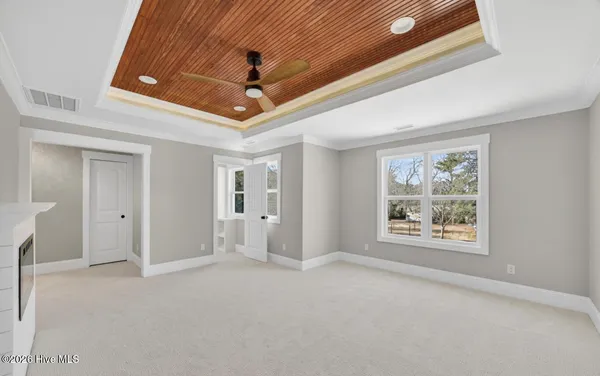 $565,000 | 404 South Bodenheimer Street, Burgaw, NC 28425