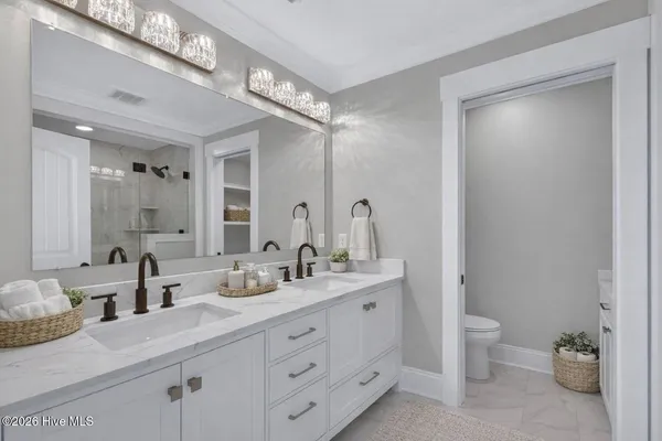 $565,000 | 404 South Bodenheimer Street, Burgaw, NC 28425