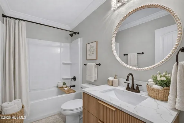 $565,000 | 404 South Bodenheimer Street, Burgaw, NC 28425