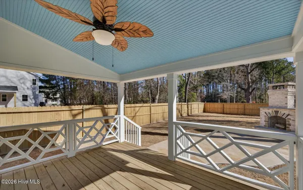 $565,000 | 404 South Bodenheimer Street, Burgaw, NC 28425