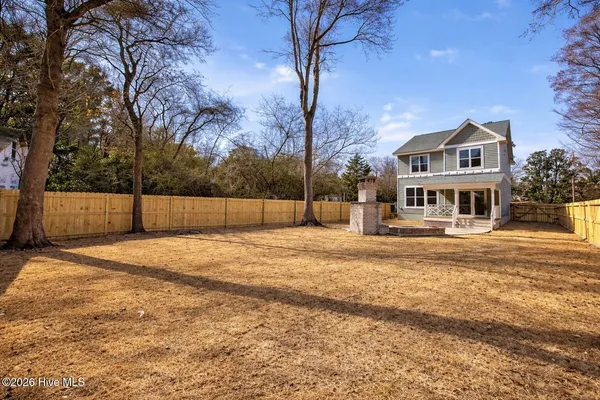 $565,000 | 404 South Bodenheimer Street, Burgaw, NC 28425