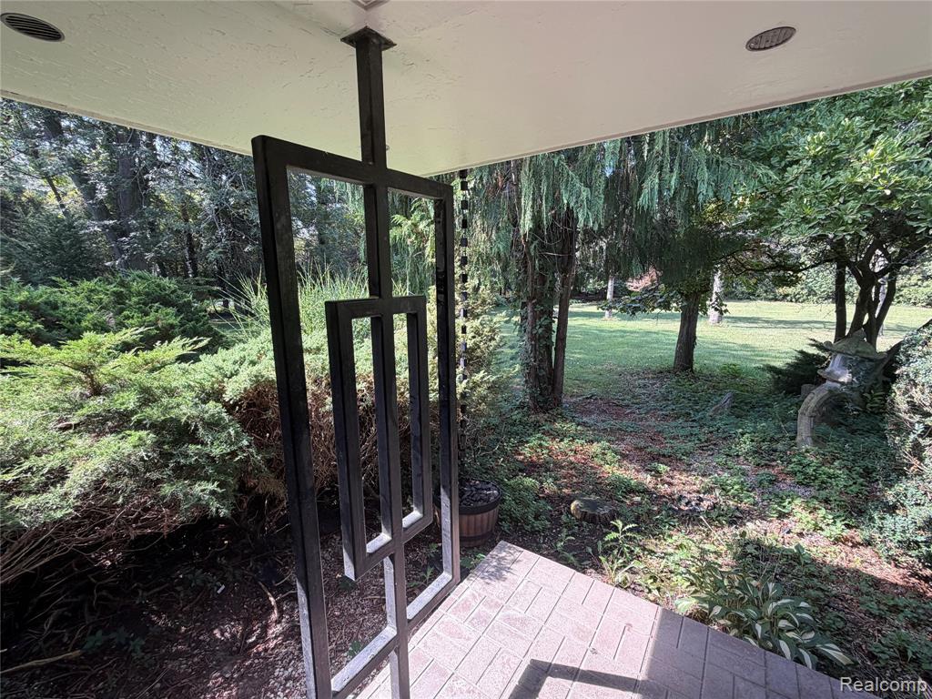 575 South Hemlock Road Hemlock, MI 48626 - Photo 2 of 44 Gallery Image 2