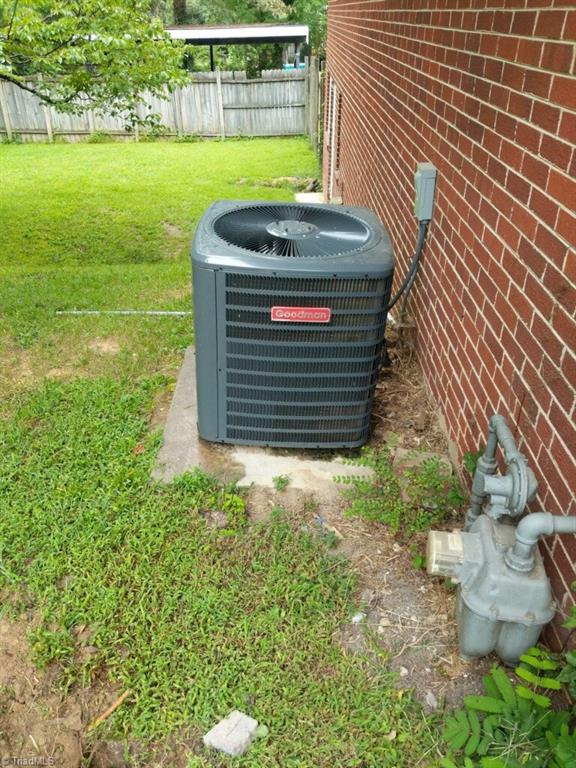 607 West Ray Avenue High Point, NC 27262 - Photo 3 of 15 Gallery Image 3