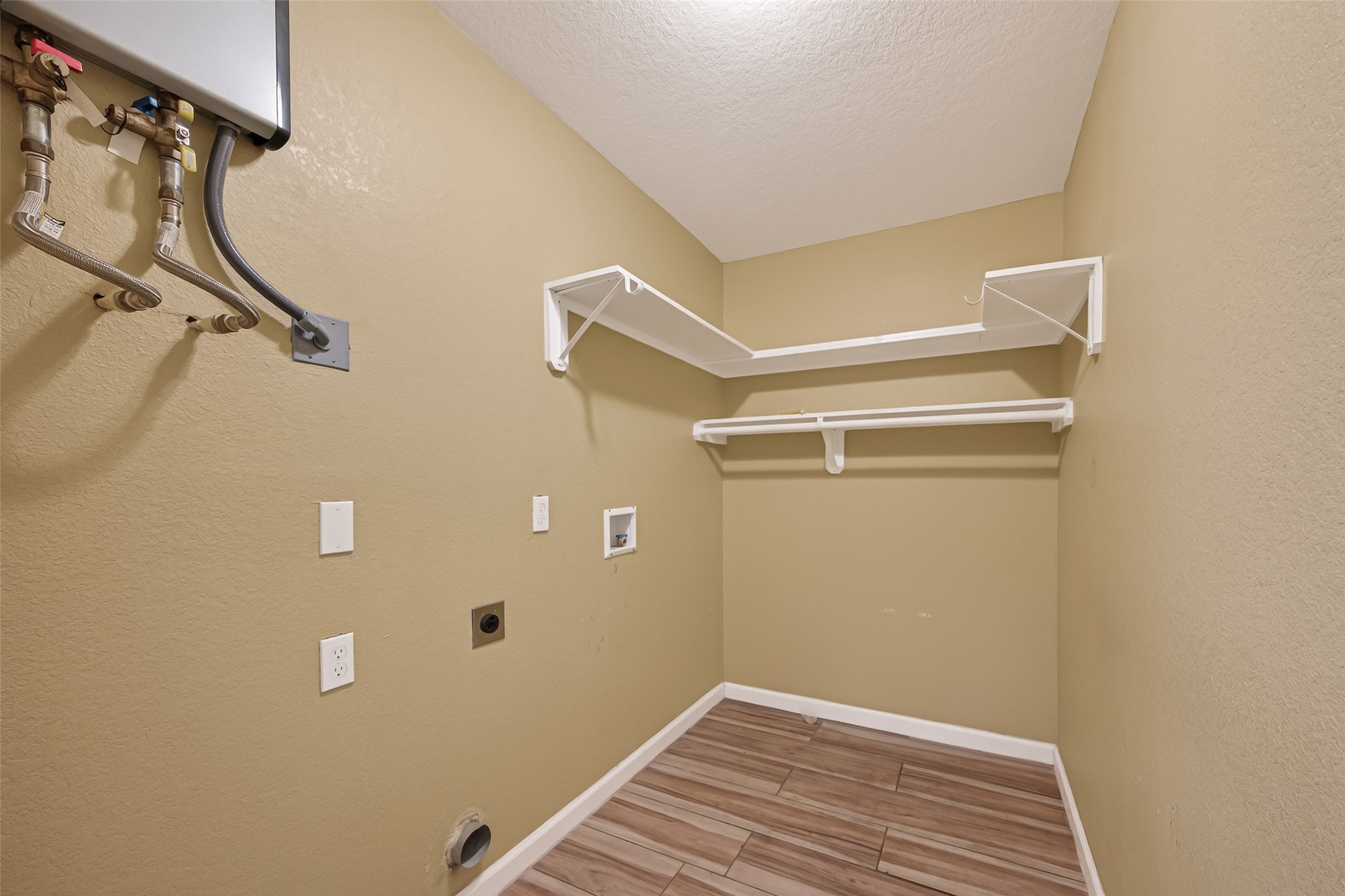 14731 Conover Court Houston, TX 77015 - Photo 23 of 49