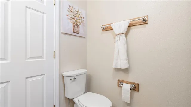 $300,000 | 615 Sinclair Court, Applegate, CA 95703