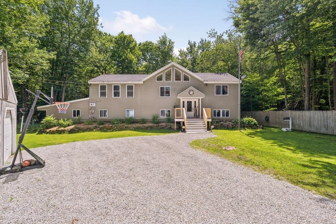 1238 Valley Road Washington, NH 03280 - Photo 14 of 42