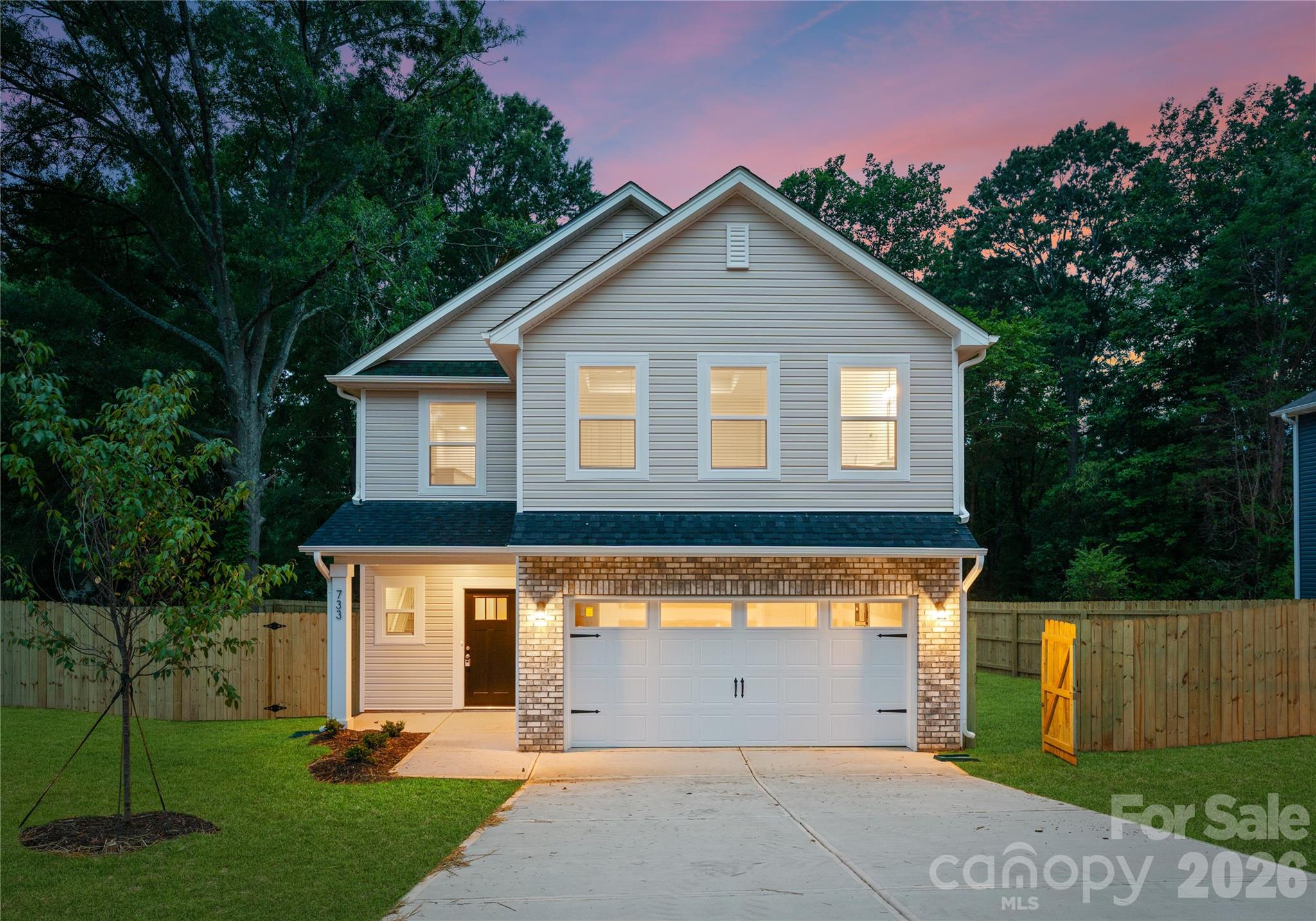 5545 Manning Road Charlotte, NC 28269 - Photo 1 of 31 Gallery Image 1