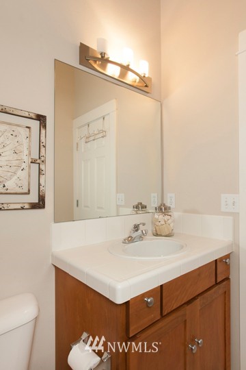 4414 Meridian Avenue North Seattle, WA 98103 - Photo 15 of 20 Gallery Image 15
