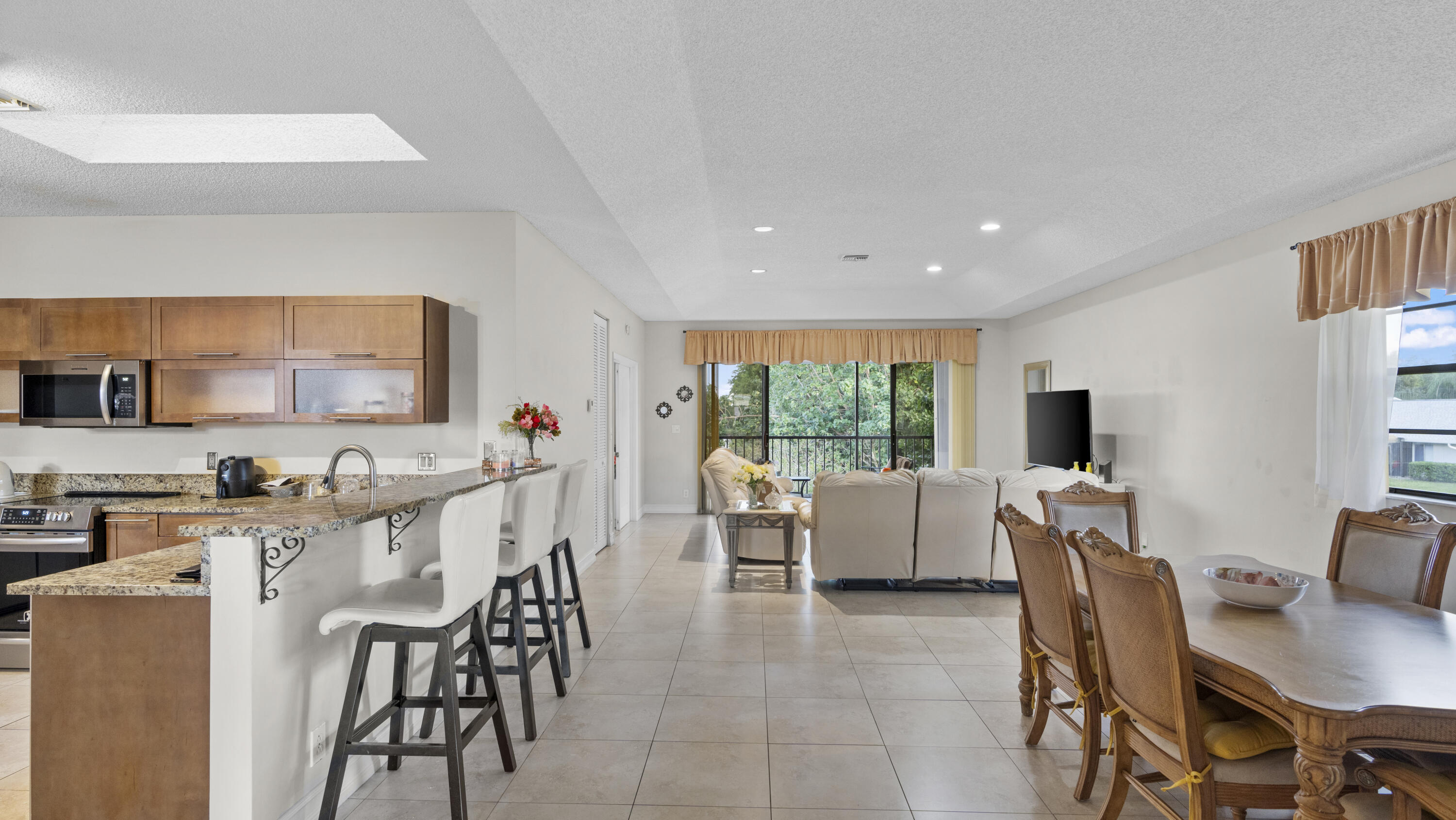 8640 Vía Reale, Unit 73U / 2 Boca Raton, FL 33496 - Photo 18 of 35 DSC01699