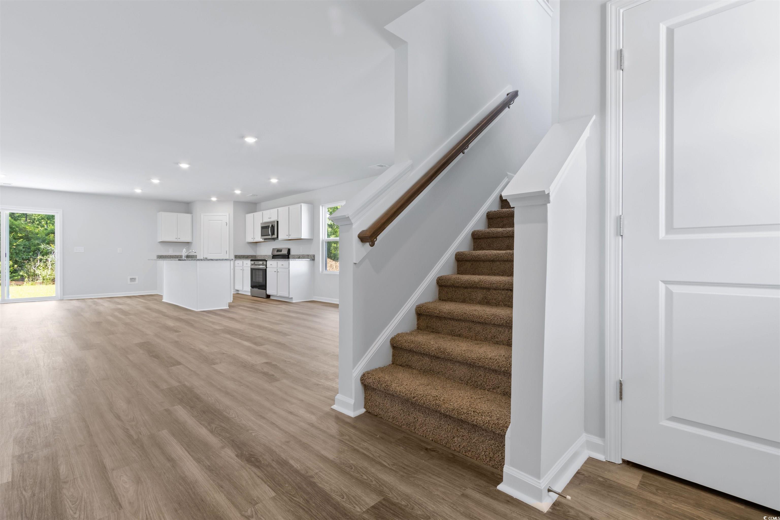 1006 Cherrystone Loop Conway, SC 29526 - Photo 2 of 38