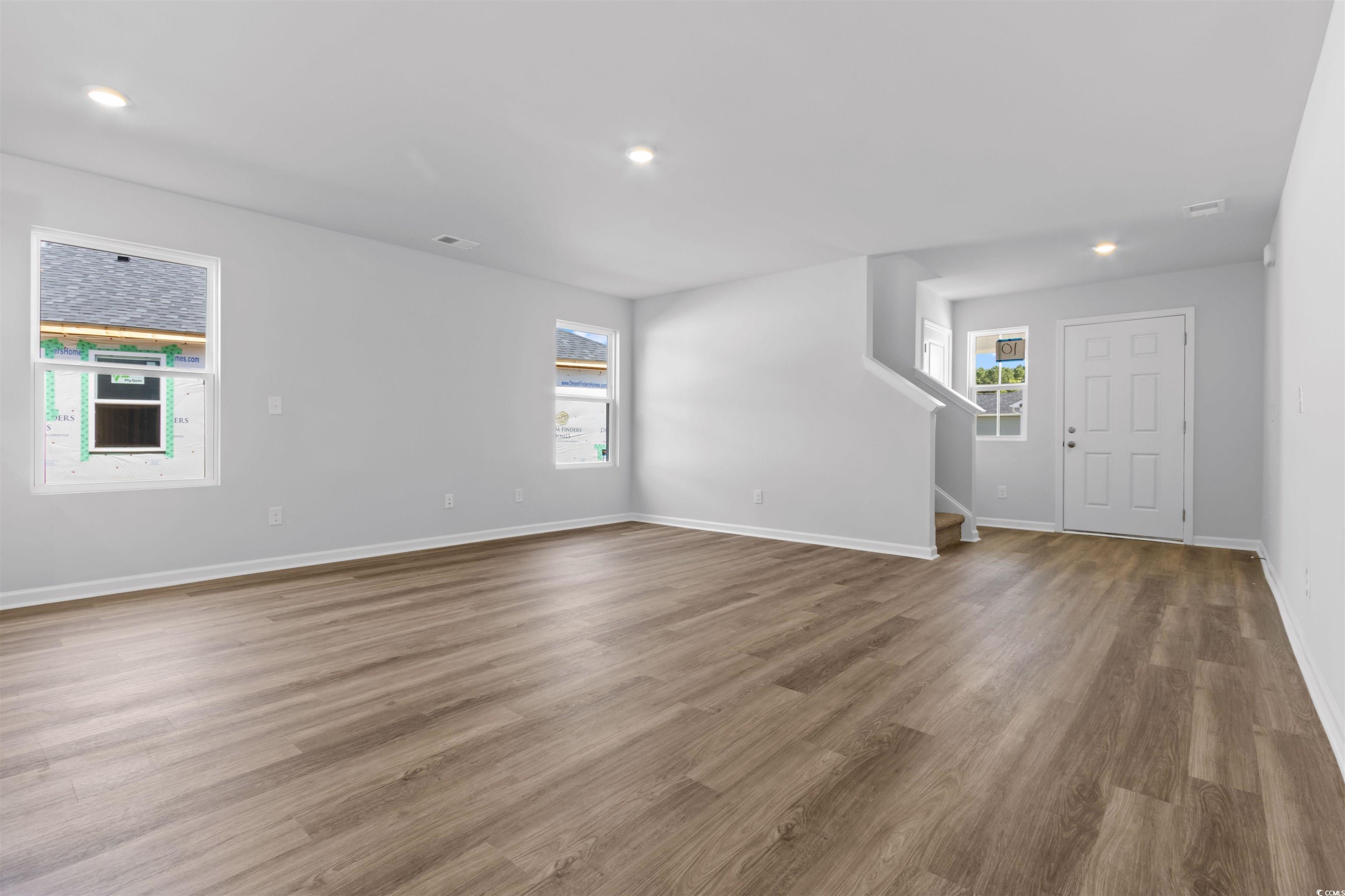 1006 Cherrystone Loop Conway, SC 29526 - Photo 5 of 38