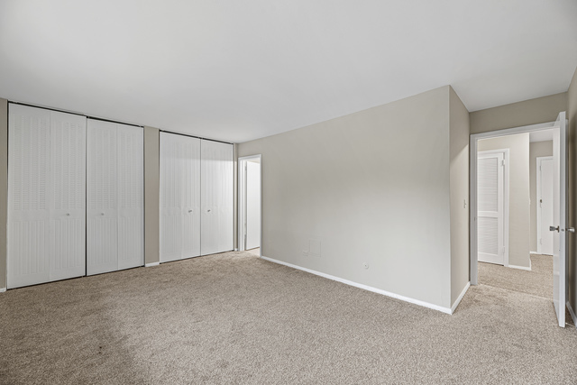 10369 Dearlove Road, Unit 2A Glenview, IL 60025 - Photo 11 of 15