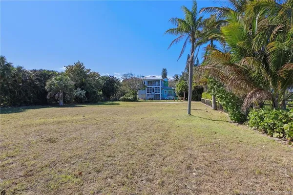 $2,299,900 | 94 North Sewalls Point Road, Stuart, FL 34996