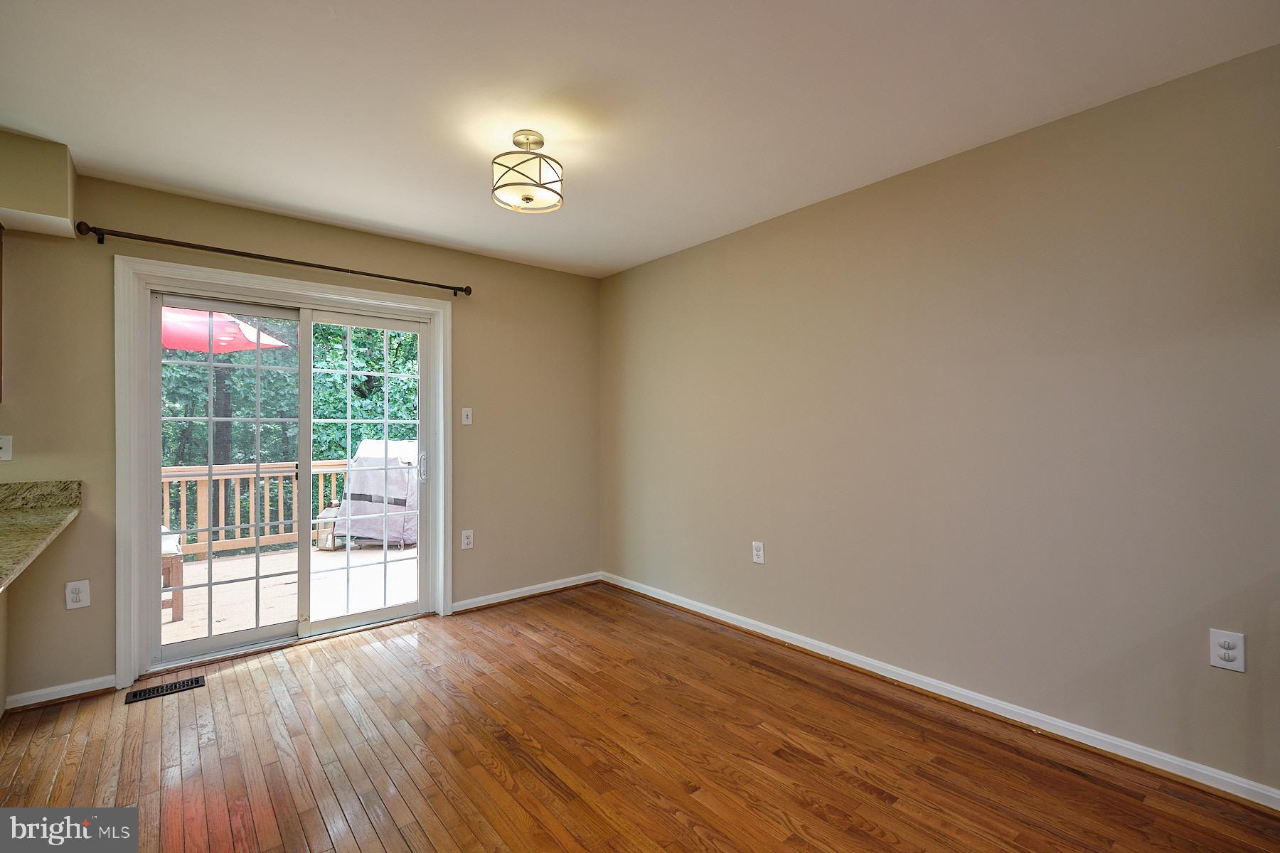 11960 Sentinel Point Court Reston, VA 20191 - Photo 11 of 50