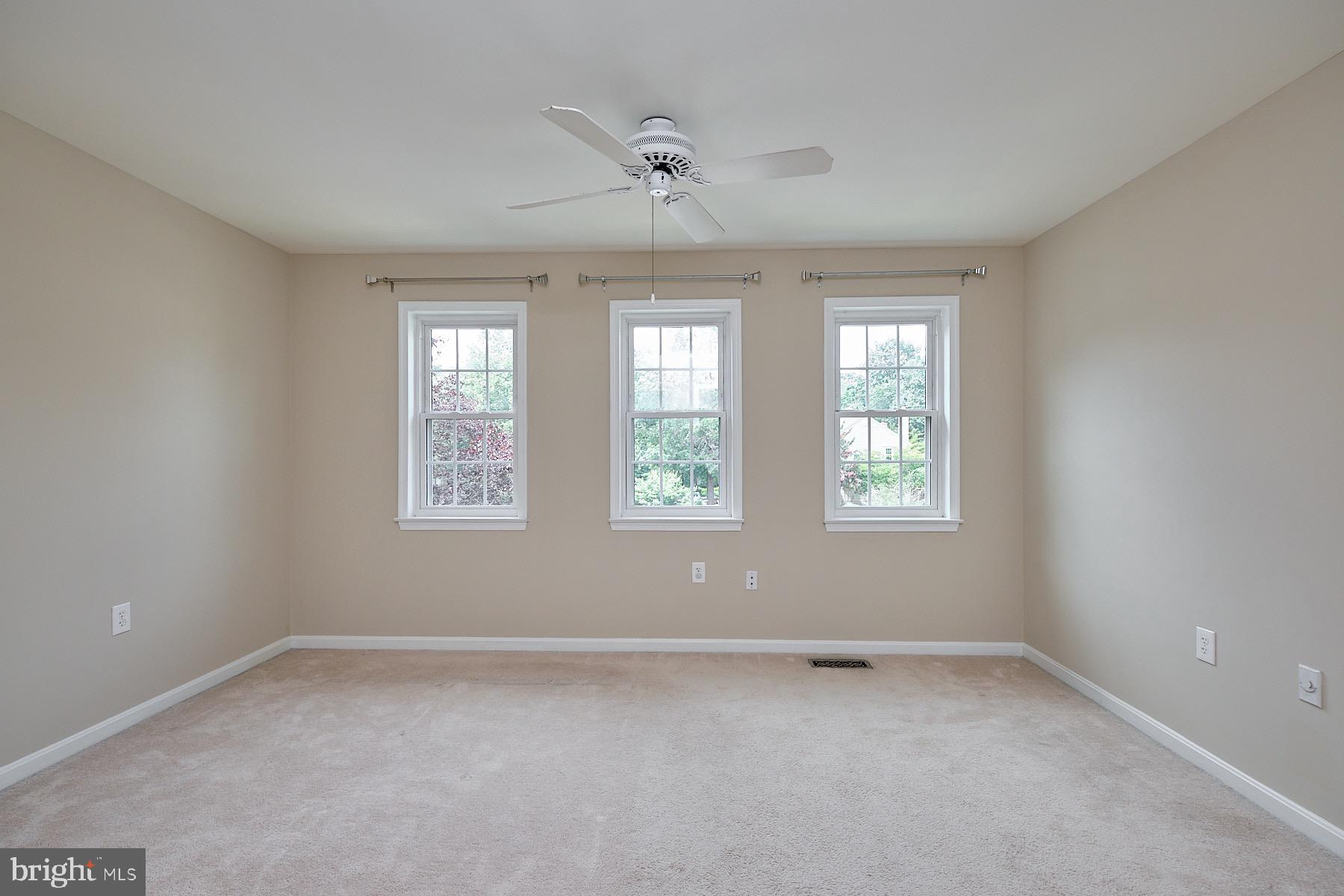 11960 Sentinel Point Court Reston, VA 20191 - Photo 20 of 50
