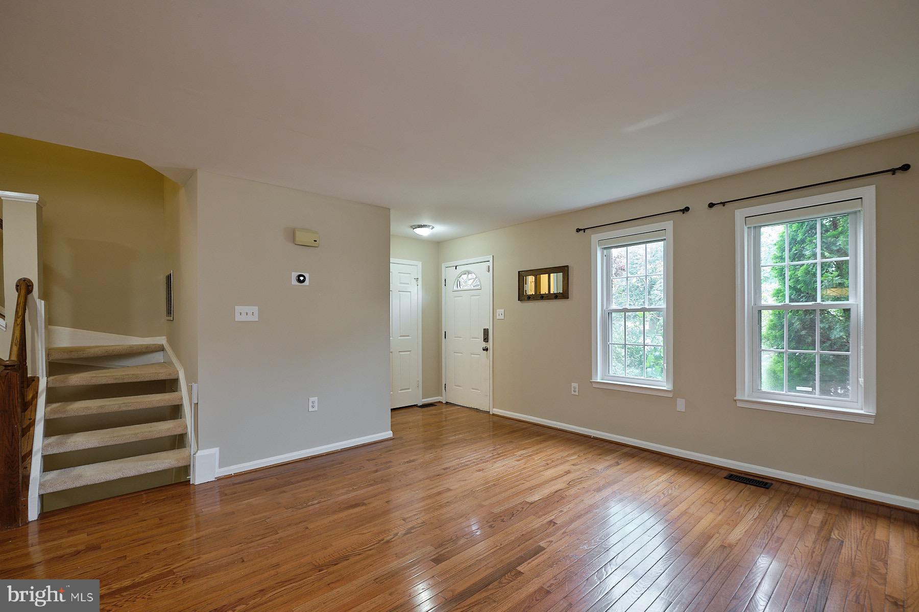 11960 Sentinel Point Court Reston, VA 20191 - Photo 3 of 50