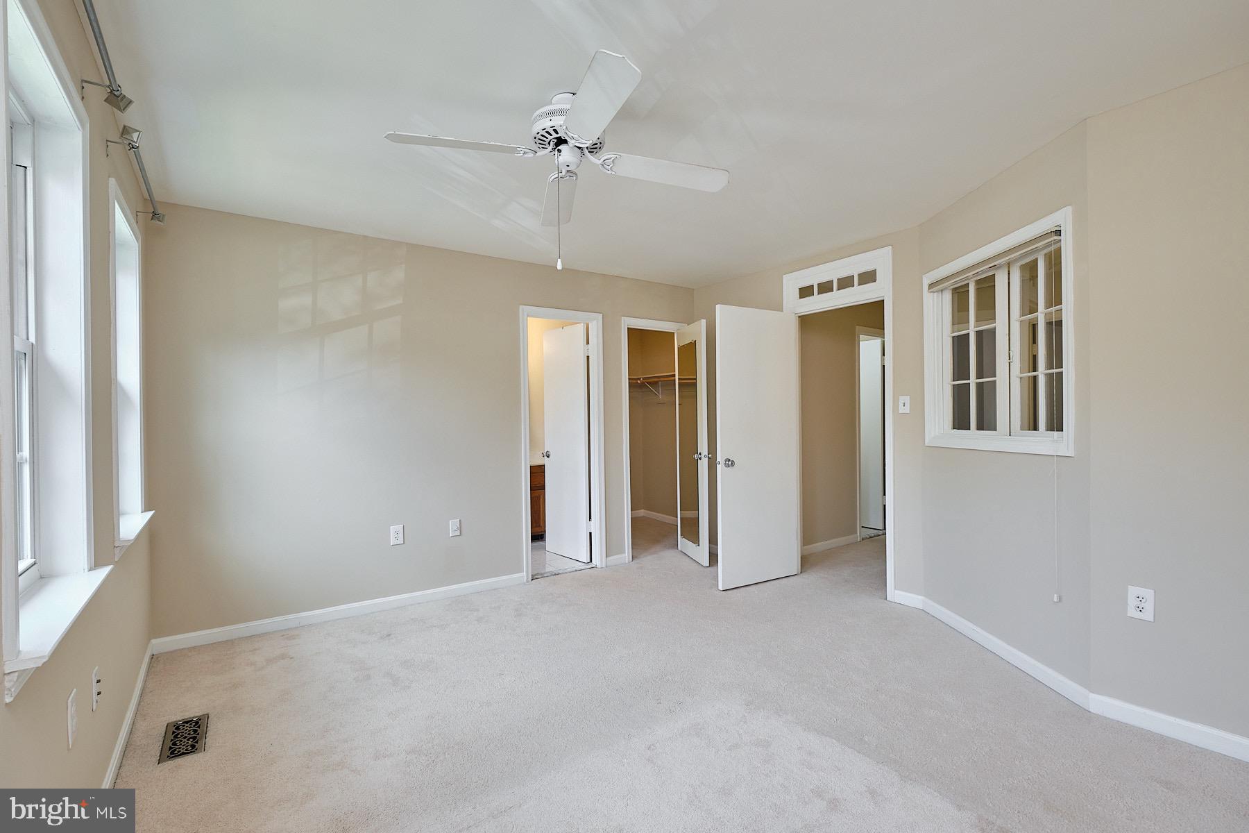 11960 Sentinel Point Court Reston, VA 20191 - Photo 22 of 50