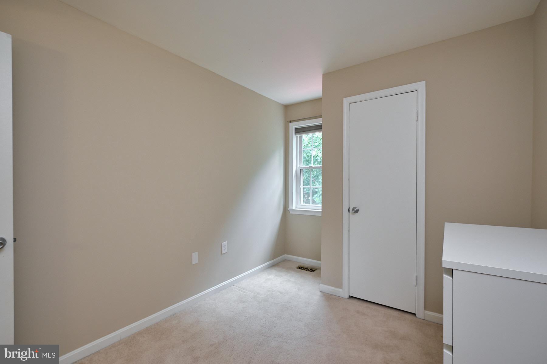 11960 Sentinel Point Court Reston, VA 20191 - Photo 25 of 50