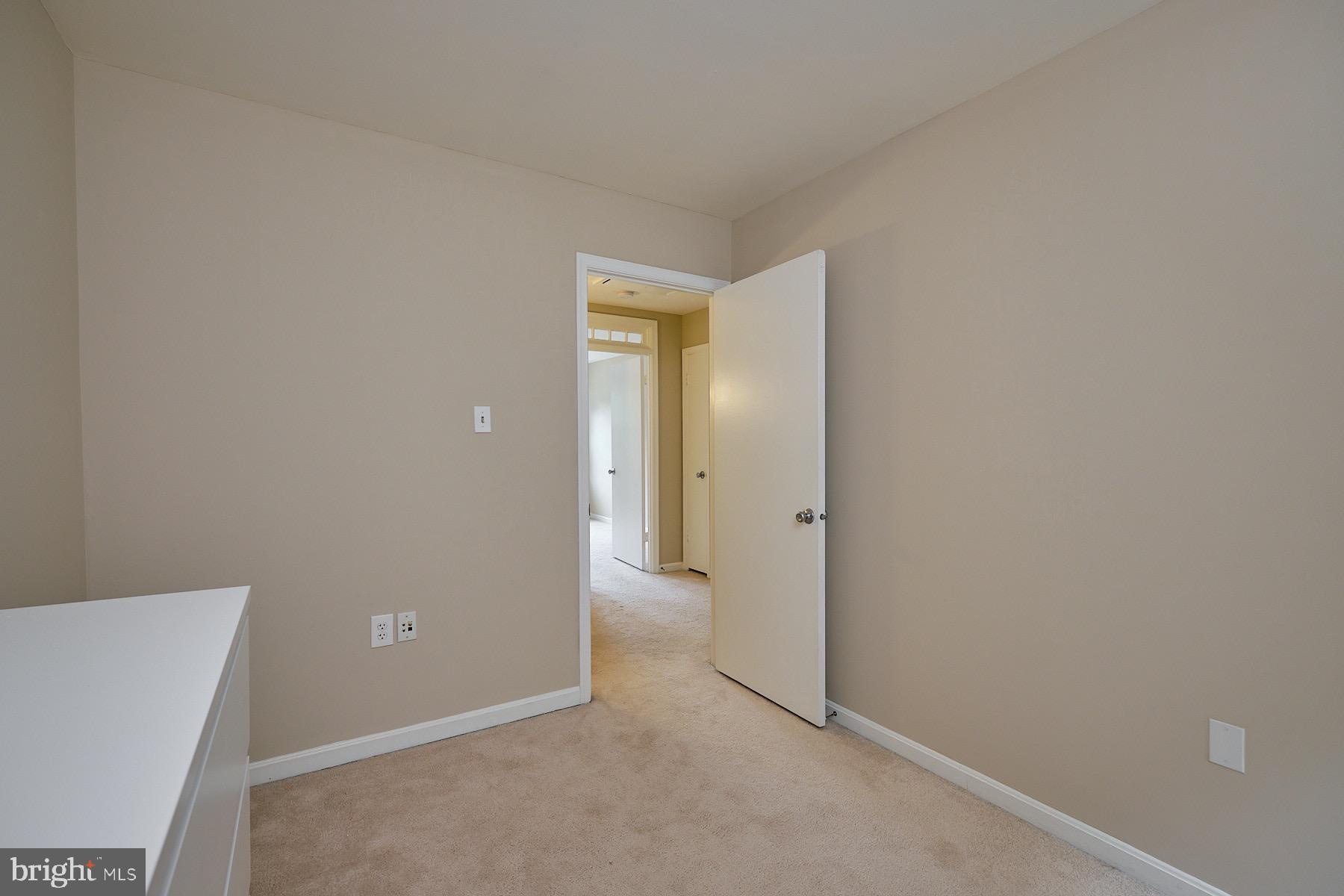 11960 Sentinel Point Court Reston, VA 20191 - Photo 28 of 50