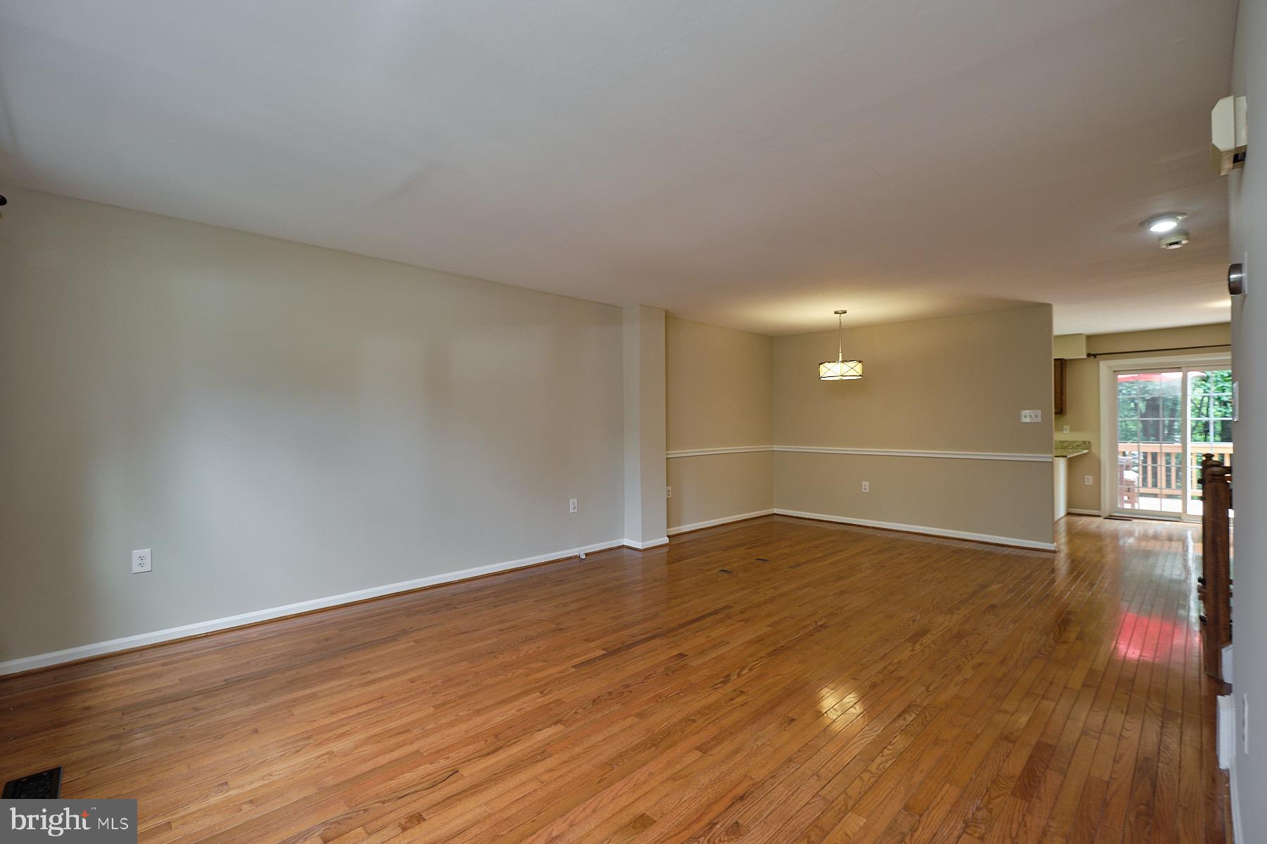 11960 Sentinel Point Court Reston, VA 20191 - Photo 5 of 50