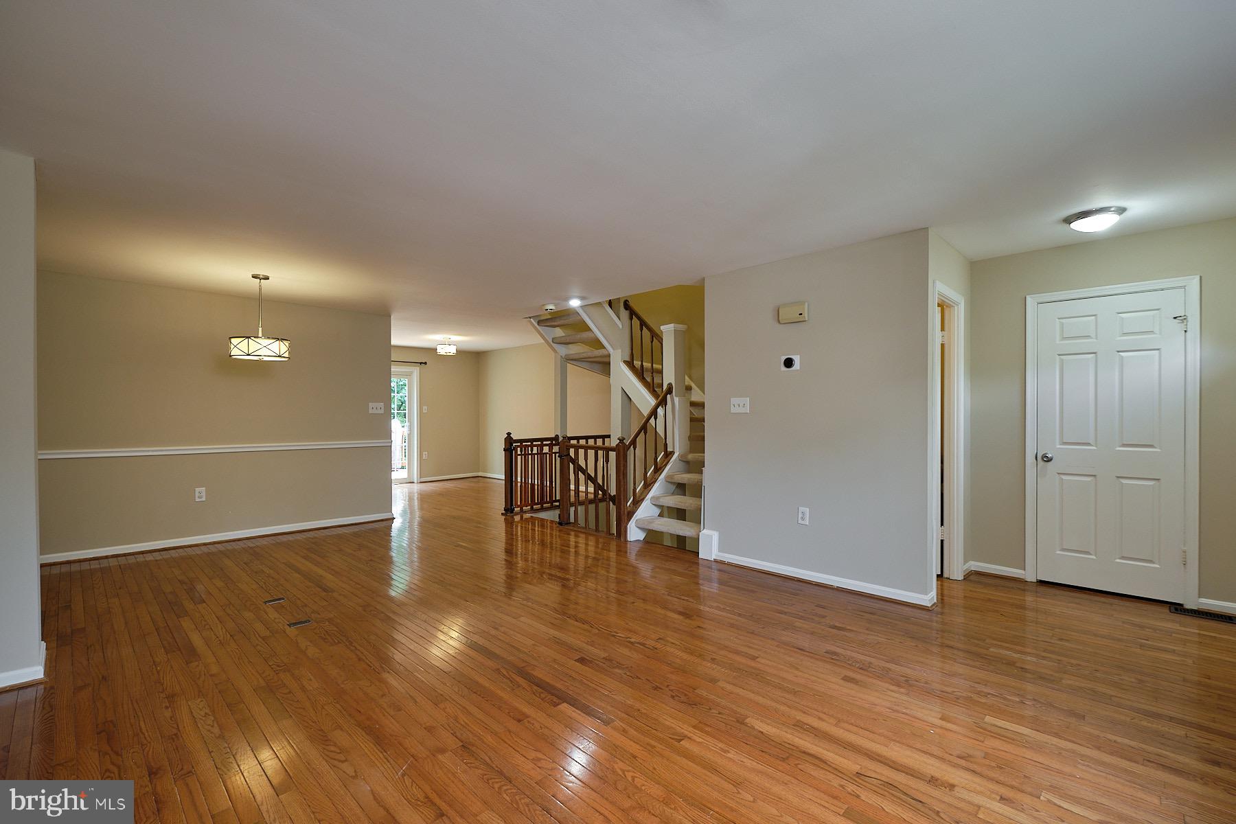 11960 Sentinel Point Court Reston, VA 20191 - Photo 6 of 50