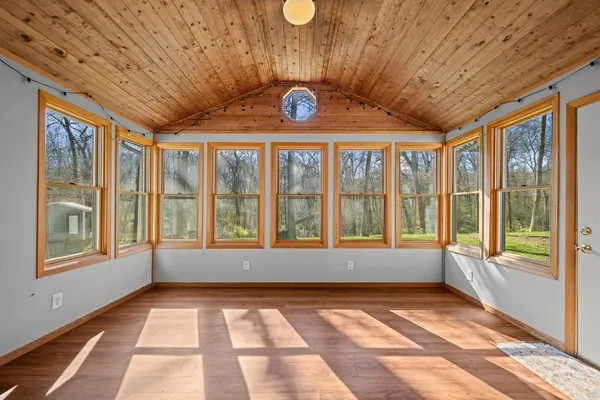 $299,900 | 1430 Woodland Drive, Sherrard, IL 61281