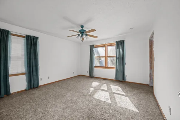 $299,900 | 1430 Woodland Drive, Sherrard, IL 61281