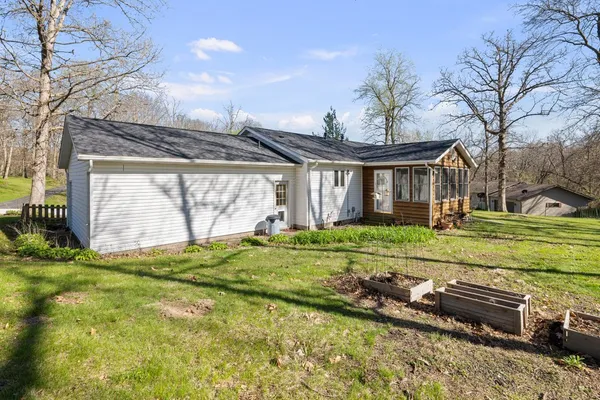 $299,900 | 1430 Woodland Drive, Sherrard, IL 61281