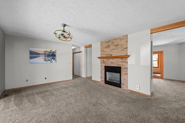 $299,900 | 1430 Woodland Drive, Sherrard, IL 61281