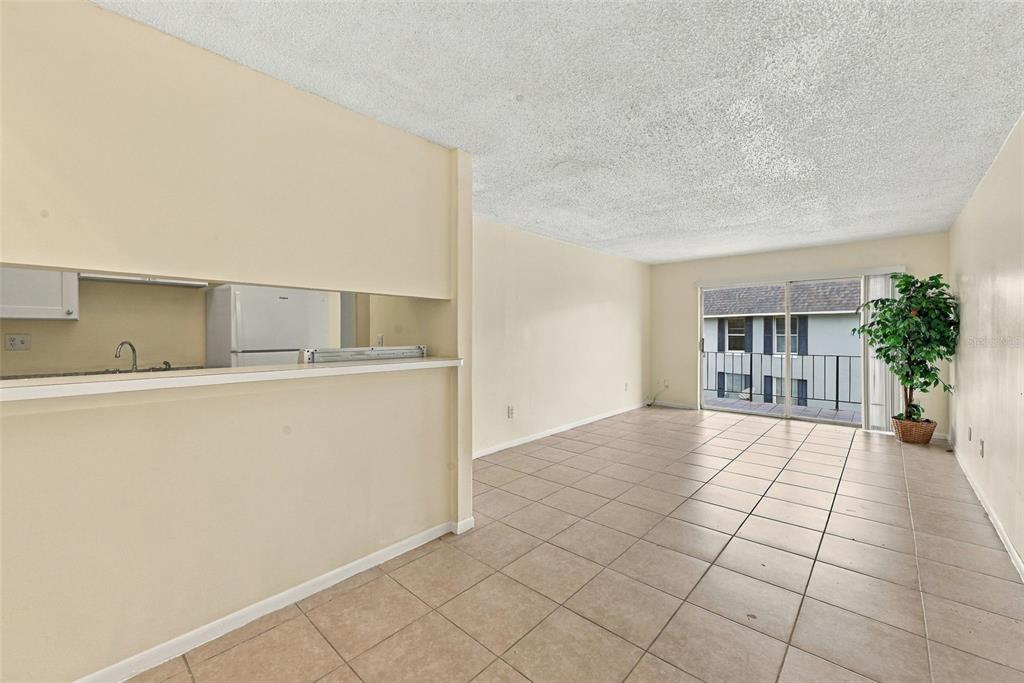 905 West Oak Ridge Road, Unit D Orlando, FL 32809 - Photo 5 of 34 Gallery Image 5