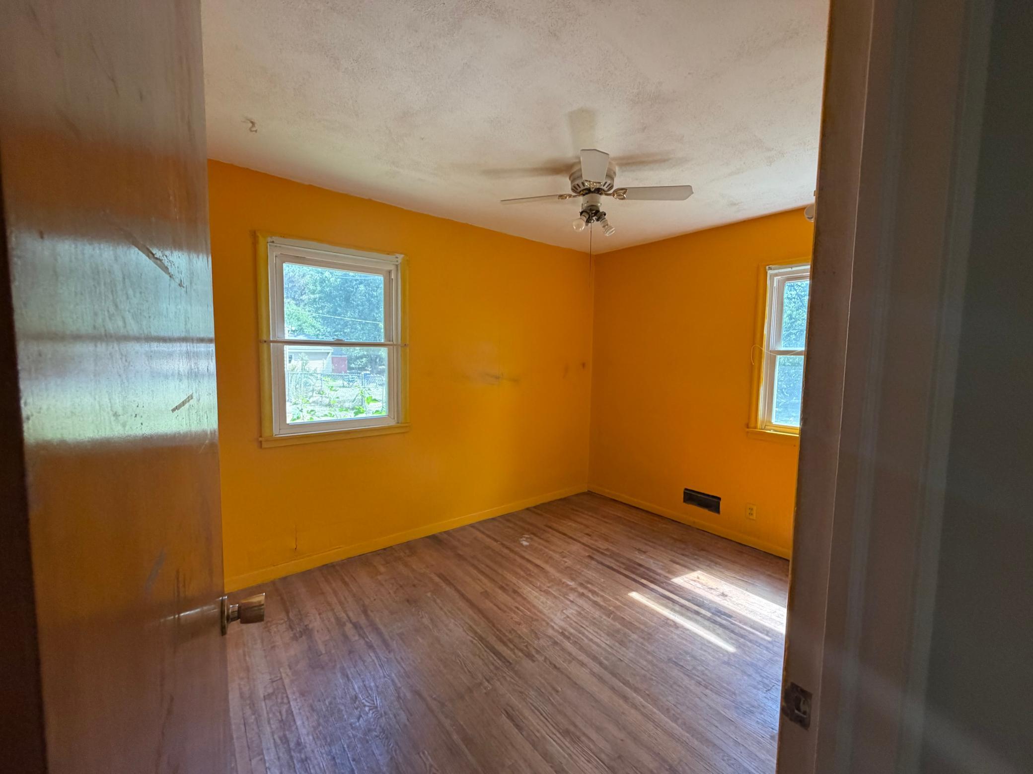 1307 Park Road Bloomington, MN 55425 - Photo 16 of 19 Gallery Image 16