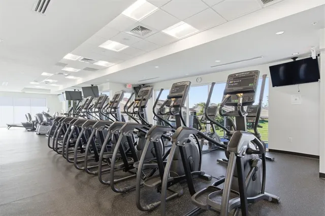 $338,500 | 228 Fox Glen Drive, Unit 3205, Naples, FL 34104