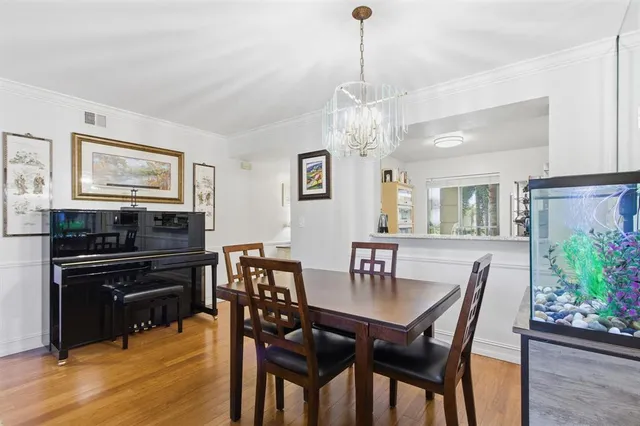 $338,500 | 228 Fox Glen Drive, Unit 3205, Naples, FL 34104