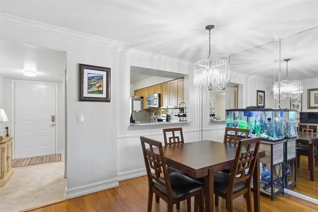 $338,500 | 228 Fox Glen Drive, Unit 3205, Naples, FL 34104