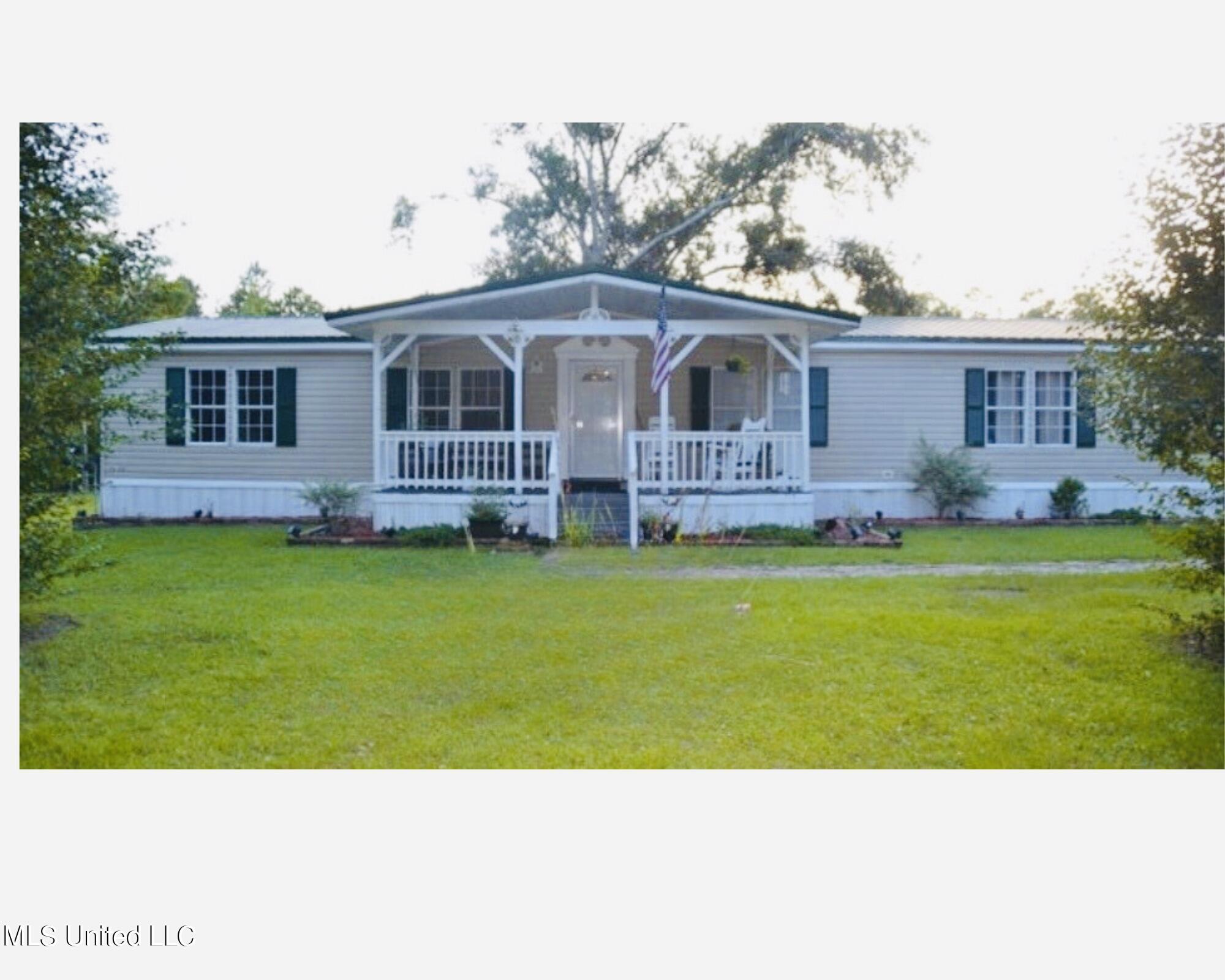 8229 Vidalia Road Pass Christian, MS 39571 - Photo 1 of 34 Vidlalia P