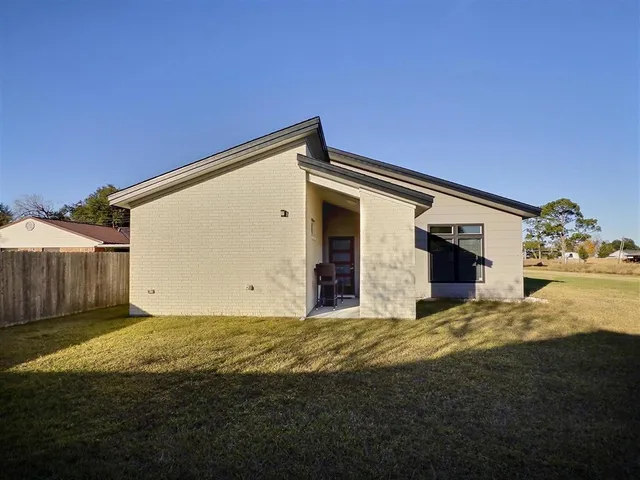 $225,000 | 203 Heather Street, Lake Charles, LA 70605