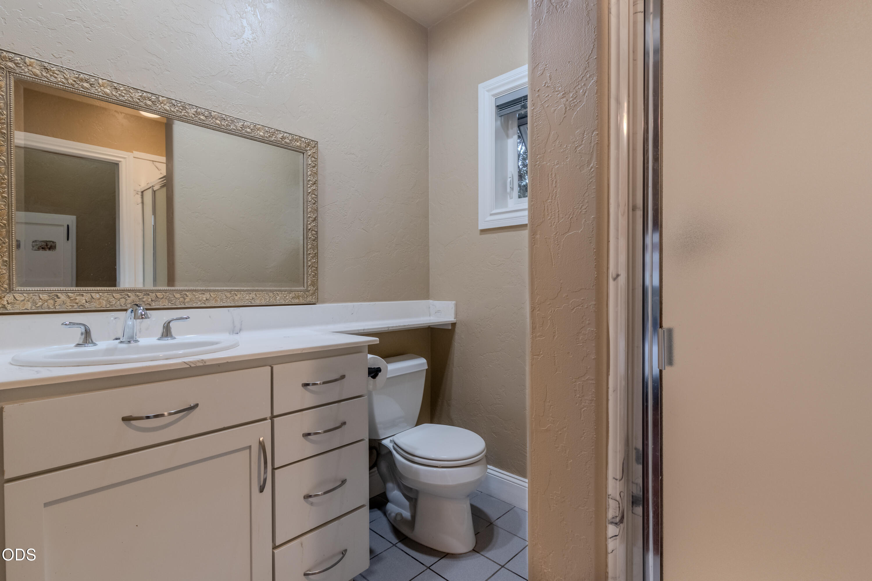 2401 Fox Run Medford, OR 97504 - Photo 45 of 57