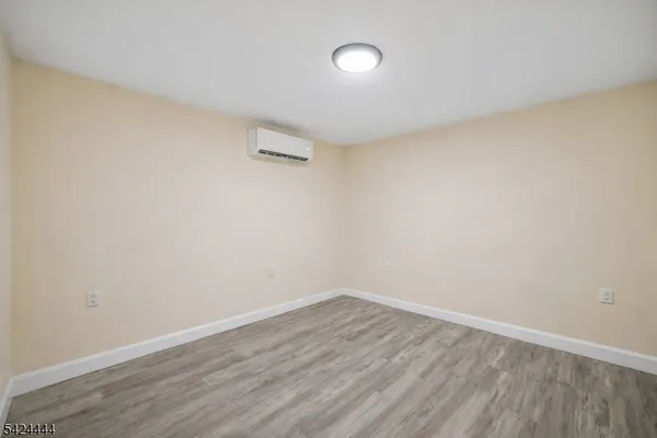 $599,000 | 36 Chelsea Avenue, Newark, NJ 07106