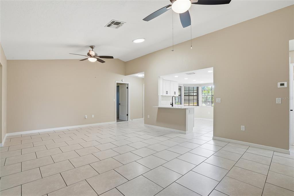 3450 Dow Lane Spring Hill, FL 34609 - Photo 14 of 44