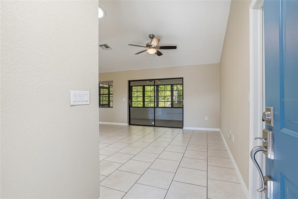 3450 Dow Lane Spring Hill, FL 34609 - Photo 9 of 44