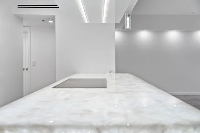 $1,980,000 | 10790 Wilshire Boulevard, Unit 806, Los Angeles, CA 90024