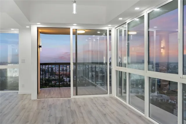 $1,980,000 | 10790 Wilshire Boulevard, Unit 806, Los Angeles, CA 90024