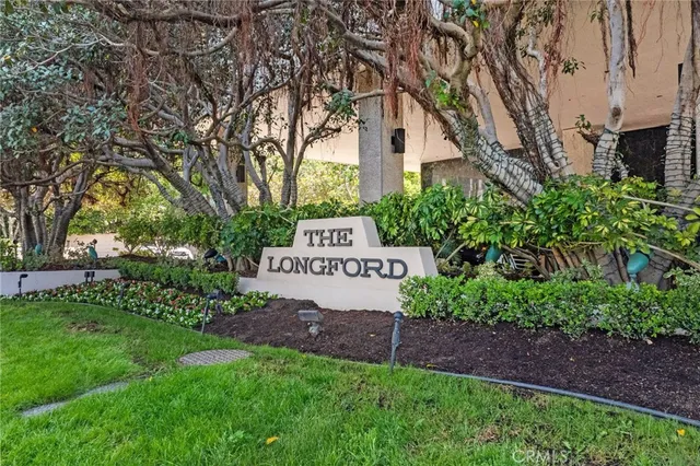 $1,980,000 | 10790 Wilshire Boulevard, Unit 806, Los Angeles, CA 90024