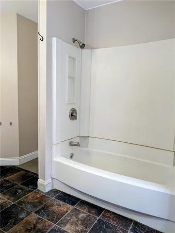 $142,000 | 950 North Main Street, Elmira, NY 14901