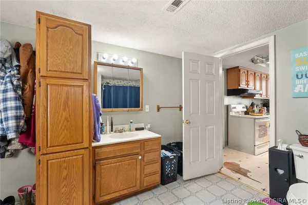 $129,900 | 7583 Gray Street, Nabb, IN 47147