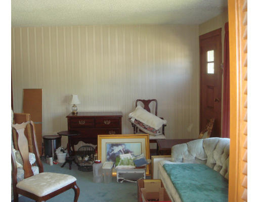 119 Old Road Dracut, MA 01826 - Photo 12 of 15 Gallery Image 12