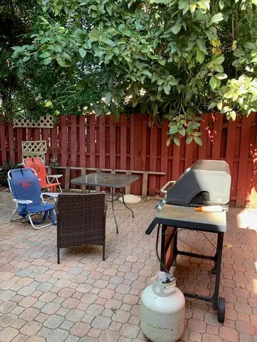 $1,650,000 | 217 Lytton Court, West Palm Beach, FL 33405