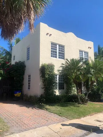 $1,650,000 | 217 Lytton Court, West Palm Beach, FL 33405